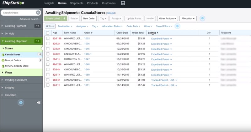 L’affichage « Awaiting Shipment » de ShipStation vous permet de gérer les commandes provenant de plusieurs canaux, et d’en établir l’ordre de priorité.