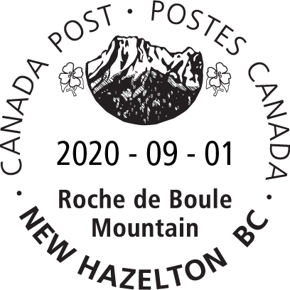 Montagnes, champ, deux fleurs et titre Roche de Boule Mountain, avec la date 1er septembre 2020.