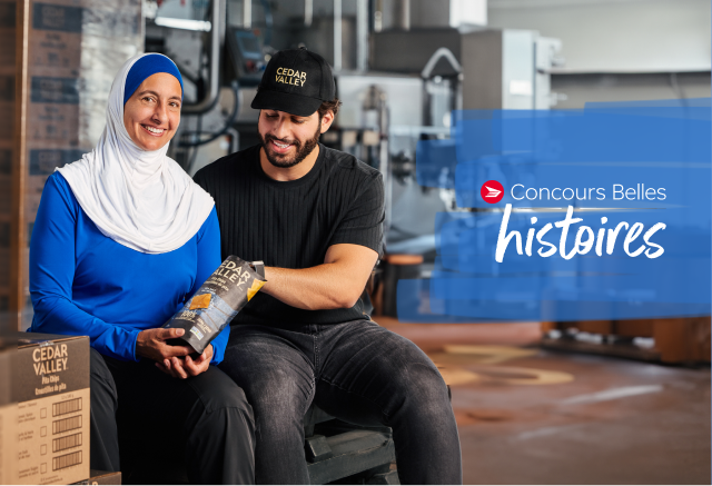 Surria et Armeen Fadel, propriétaires de Cedar Valley, savourent leur produit en souriant à la caméra.