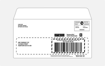 Exemple d’un code à barres personnalisé imprimé pour les envois recommandés sur une enveloppe à fenêtre unique.
