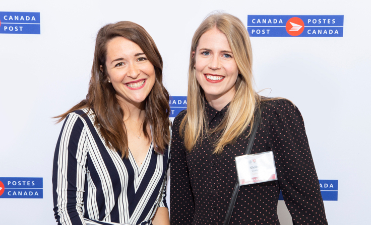 Les cofondatrices de Kanevas au gala des Prix de Postes Canada pour l’innovation en cybercommerce