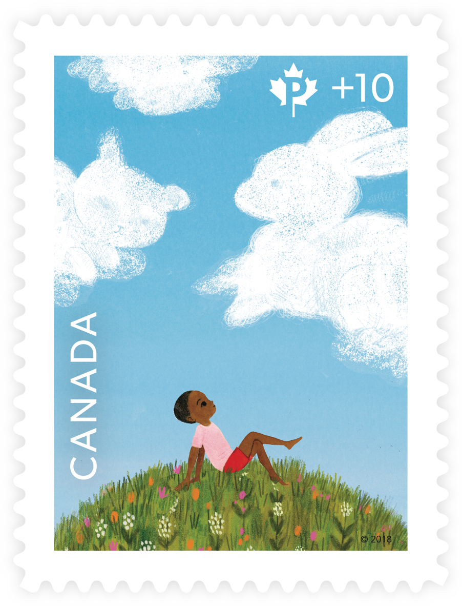 Timbre-poste philanthropique de la Fondation communautaire de Postes Canada. Le timbre illustre un jeune garçon assis dans l'herbe qui admire des nuages en forme d'animaux.